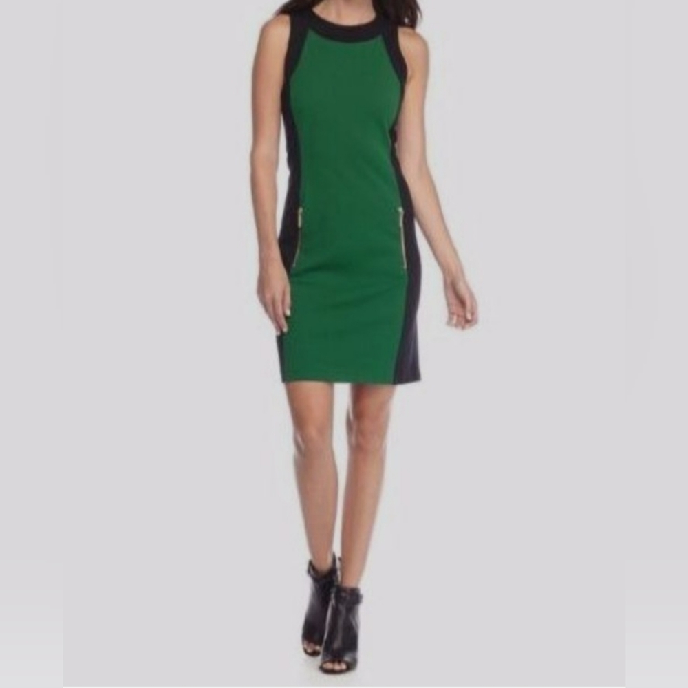 MICHAEL KORS DRESS W/ GOLD DETAIL SIZE P